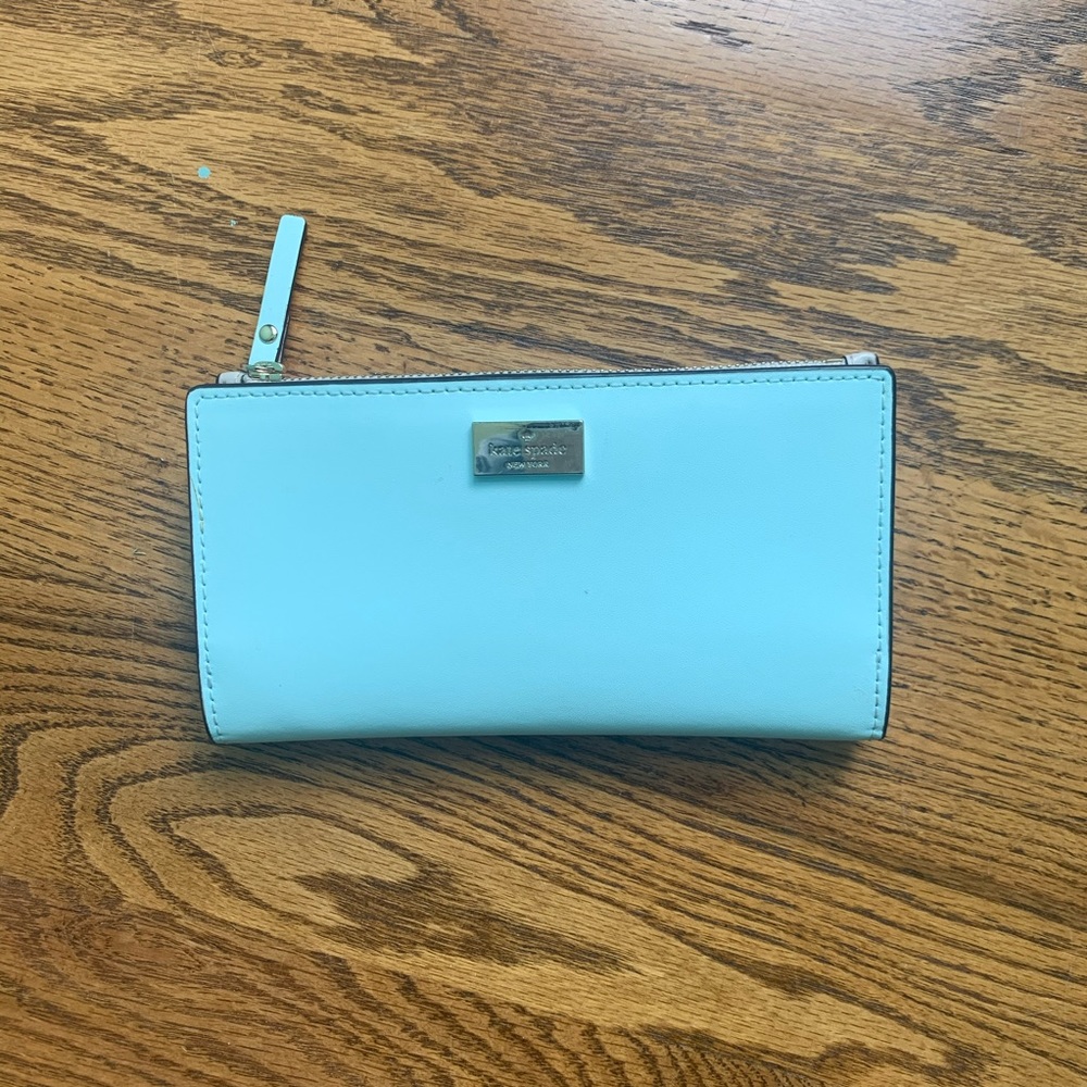 Barely used Kate spade wallet
